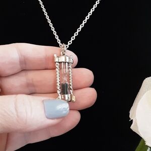 Hand Crafted Working Hour Glass Necklace Silvertone 26" Chain Unisex